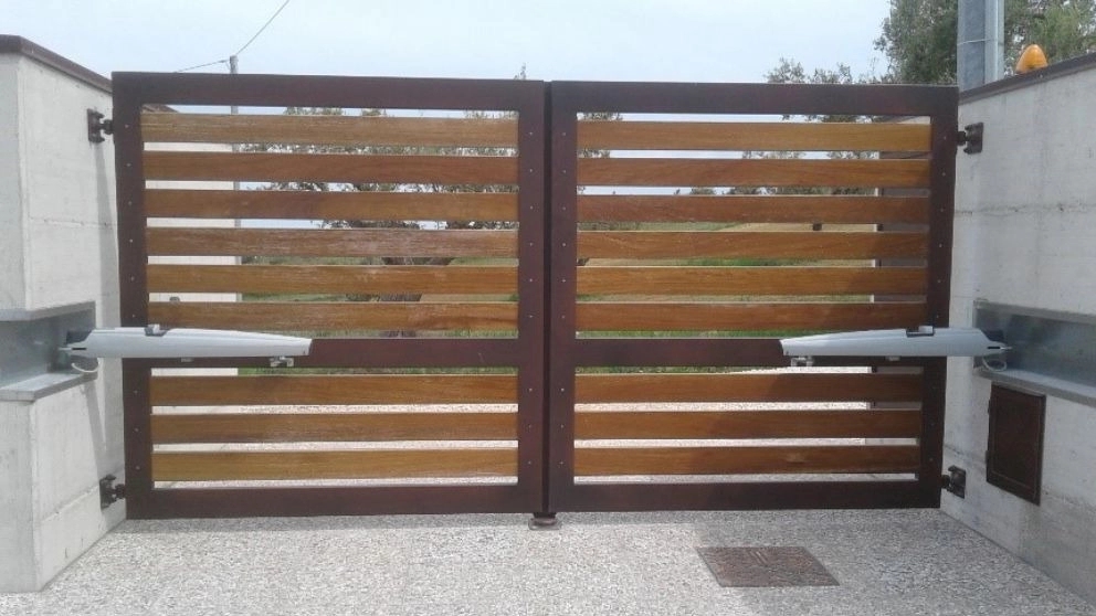 Advantages of automatic doors Advantages of automatic doors